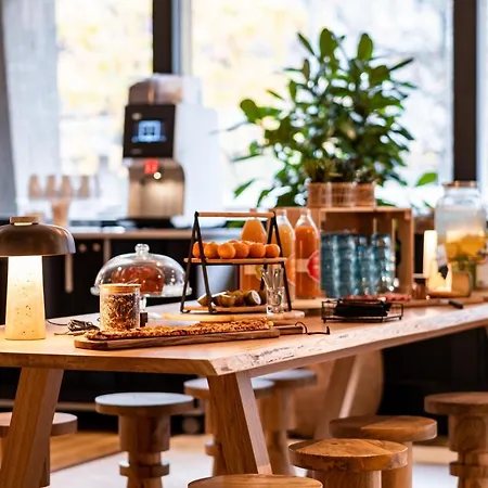 Готель Mercure Centre Alpotel 4*