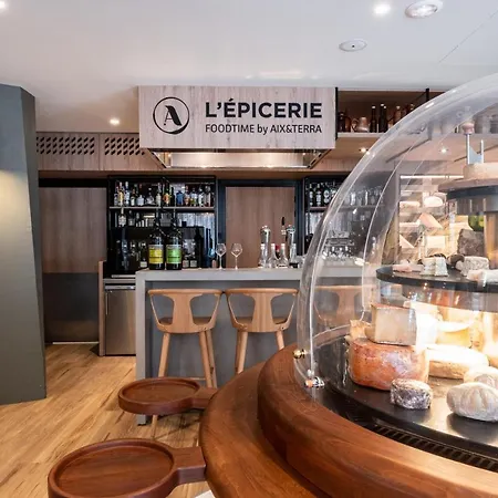 Готель Mercure Centre Alpotel