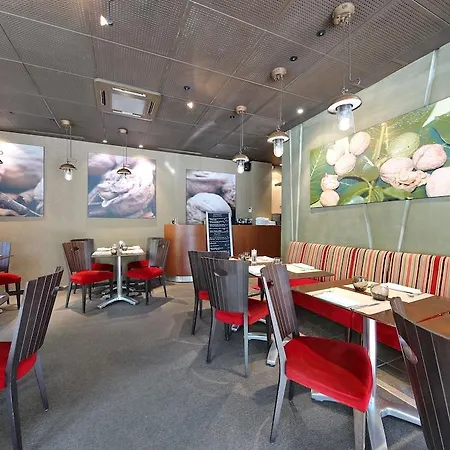 Mercure Centre Alpotel Готель 4*