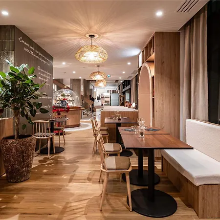 Mercure Centre Alpotel Отель Гренобль