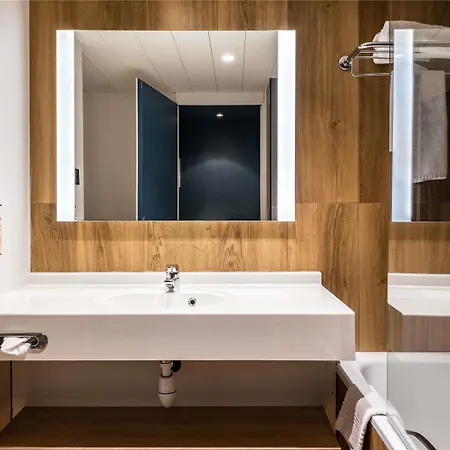 Mercure Centre Alpotel 4*