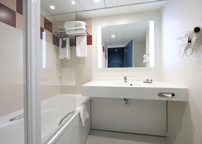 ホテル メルキュール サントル アルポテル グルノーブル