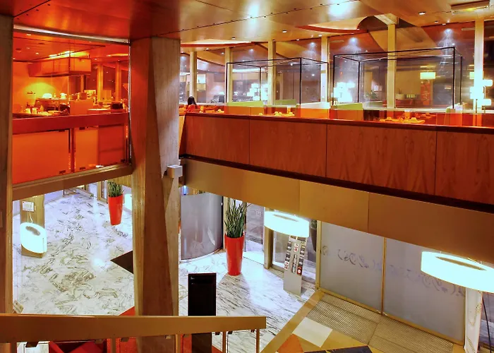 Mercure Centre Alpotel מלון 4*