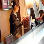 Mercure Centre Alpotel מלון 4*